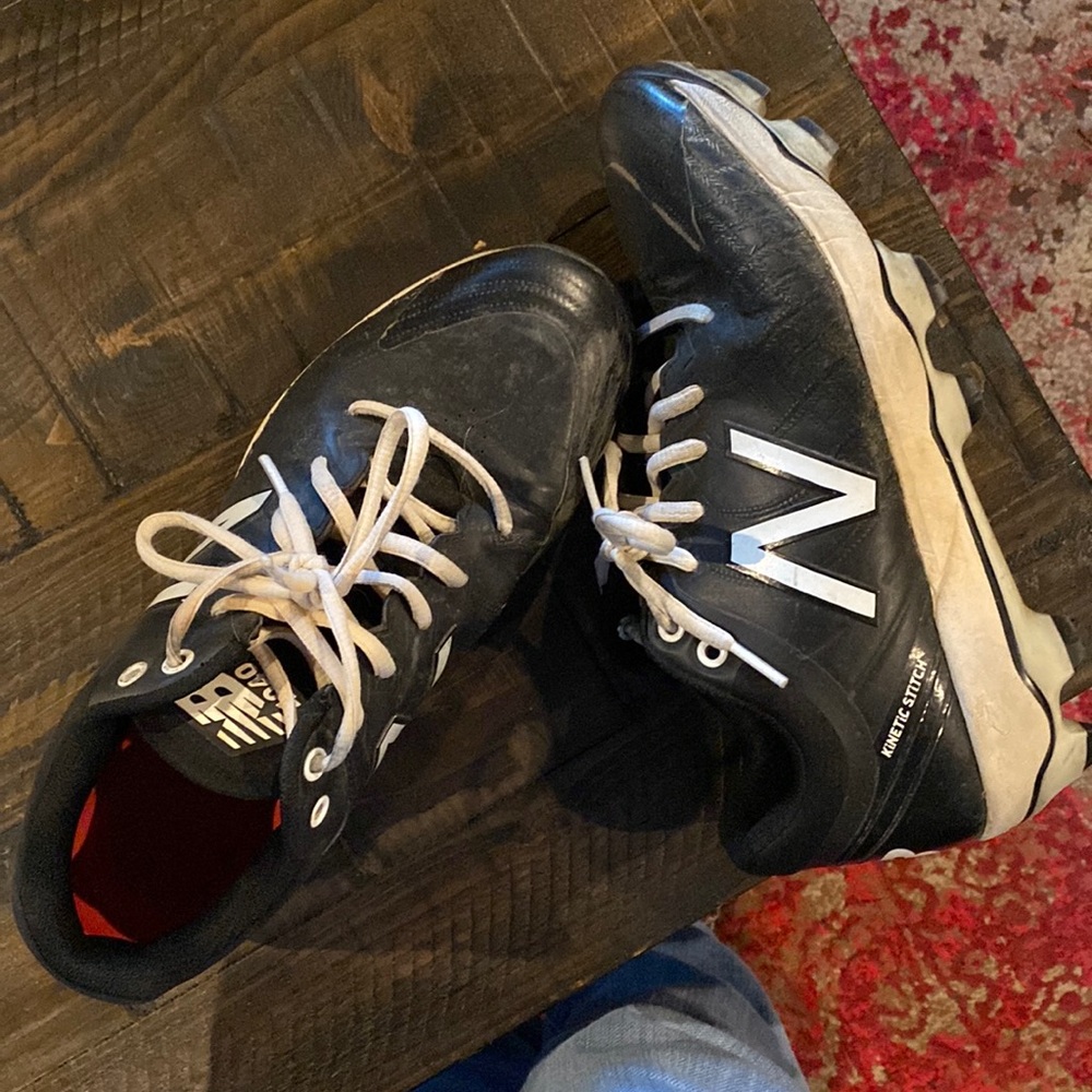 Molded Cleats New Balance